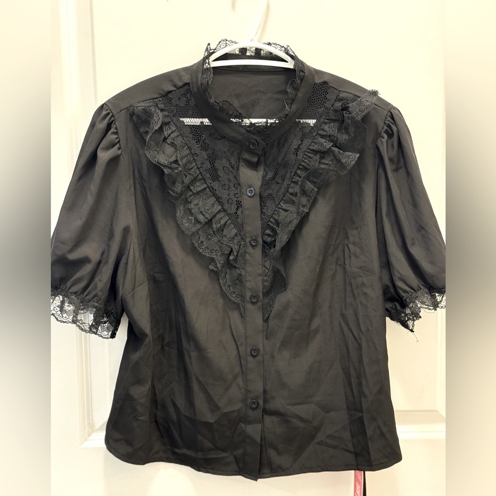 NWT Black Lace High Collar Short Sleeve Button Up Shirt​
